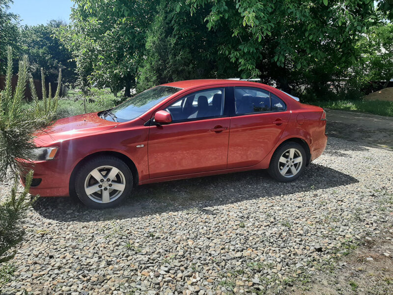 Продаю Mitsubishi Lancer X